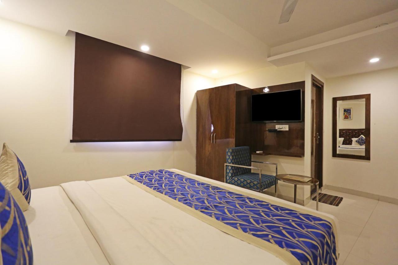 Emblem Suites- Near Delhi Airport New Delhi