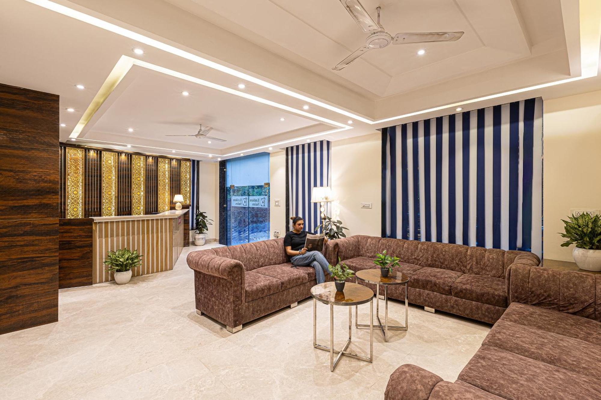 Emblem Suites- Near Delhi Airport Hotel